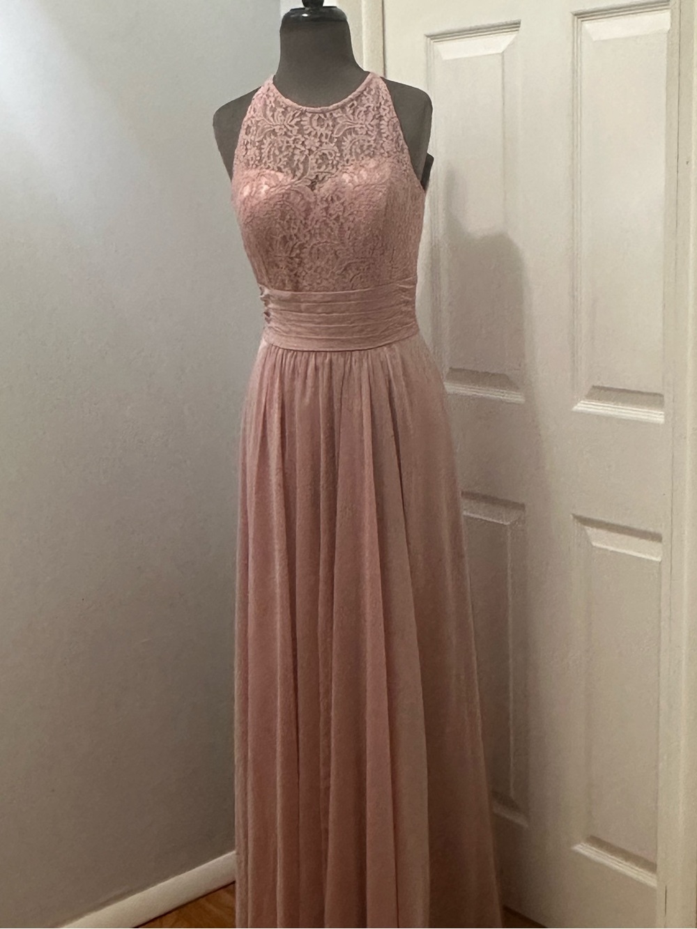 Sleeveless Lace Bodice Chiffon Maxi Dress in Dusty Rose
